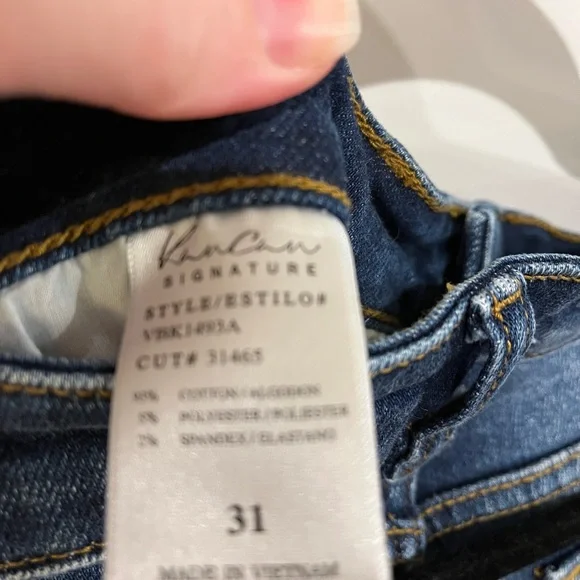 KanCan Blue Cropped Distressed Jeans - Picture 4 of 4